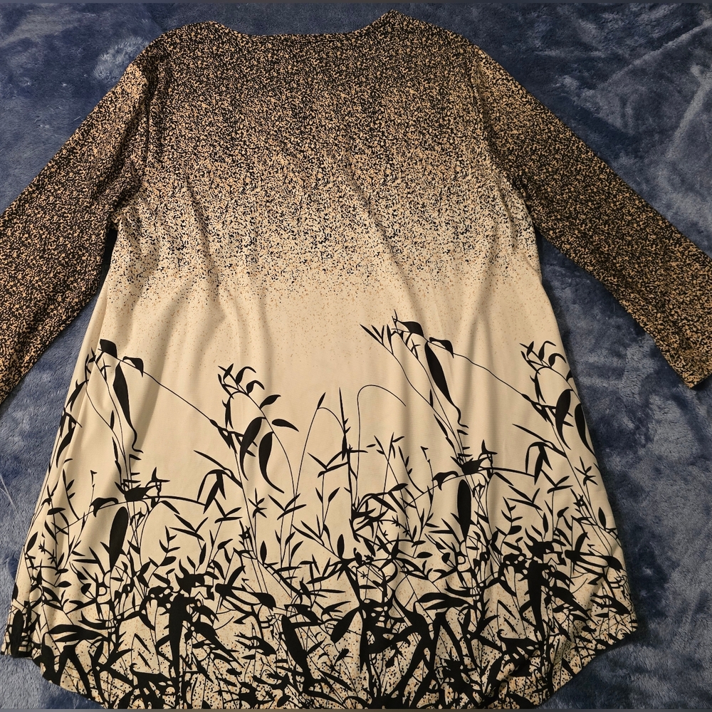 Women's Medium Tunic - Picture 4 of 4